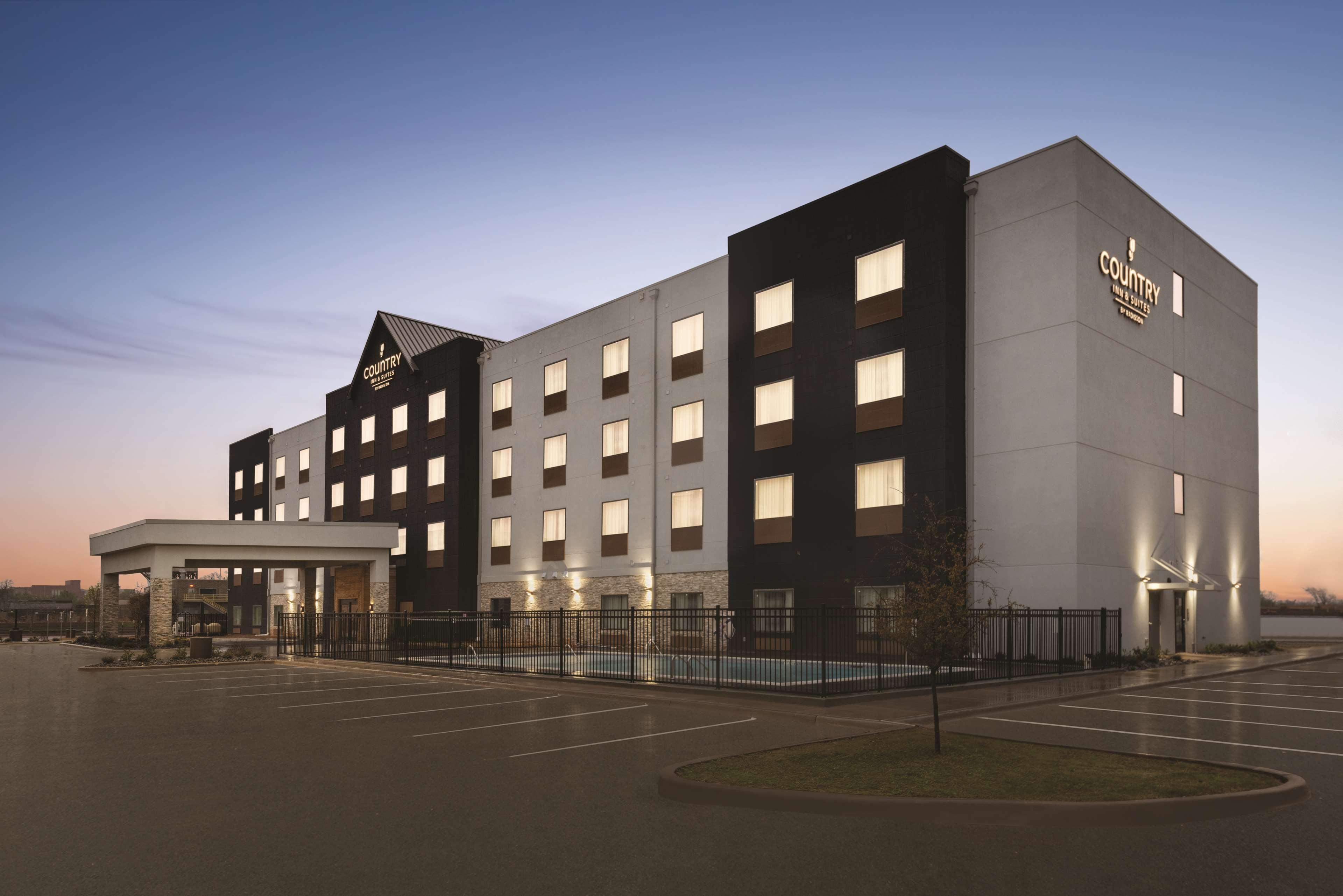 Candlewood Suites Oklahoma City - Bricktown By Ihg Экстерьер фото